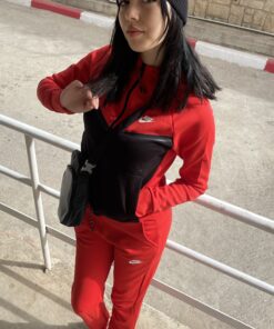 Nike tech junior red