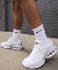 Nike air DN white