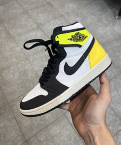 Air Jordan high volt