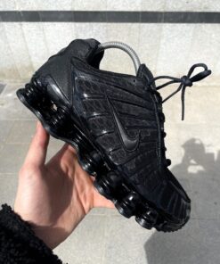 Nike air shox black