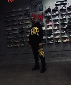 Syna World tracksuit " black yellow "