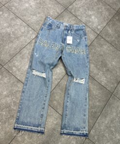 Baggy jeans balenciaga déchiré  A++
