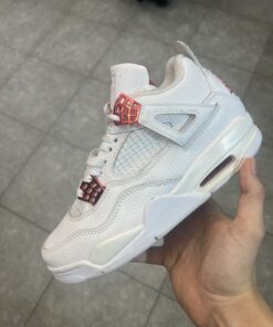 Jordan 4 metallica red
