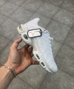 Tn ACW white