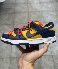 Nike dunk low off-white University gold