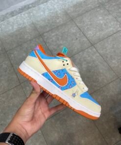 Dunk low orange and blue