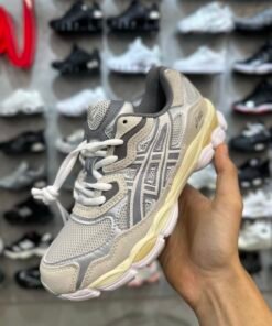 ASICS gel-NYC beige silver