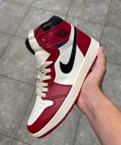 Nike air jordan 1 lost and found