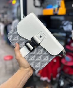 sacoche dior white