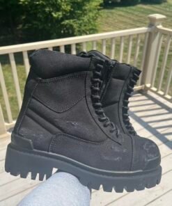 Strike boots