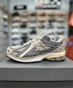 New balance 1906r grey