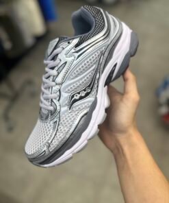 Saucony omni 9 white silver