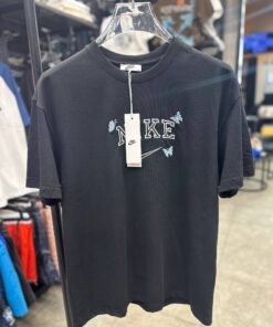 T-shirt nike