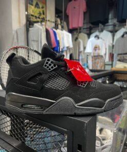 Air Jordan 4 black cat