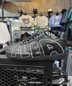 Nike flea black