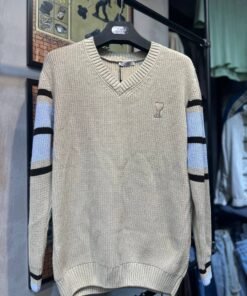 Ami v colle knit sweaters
